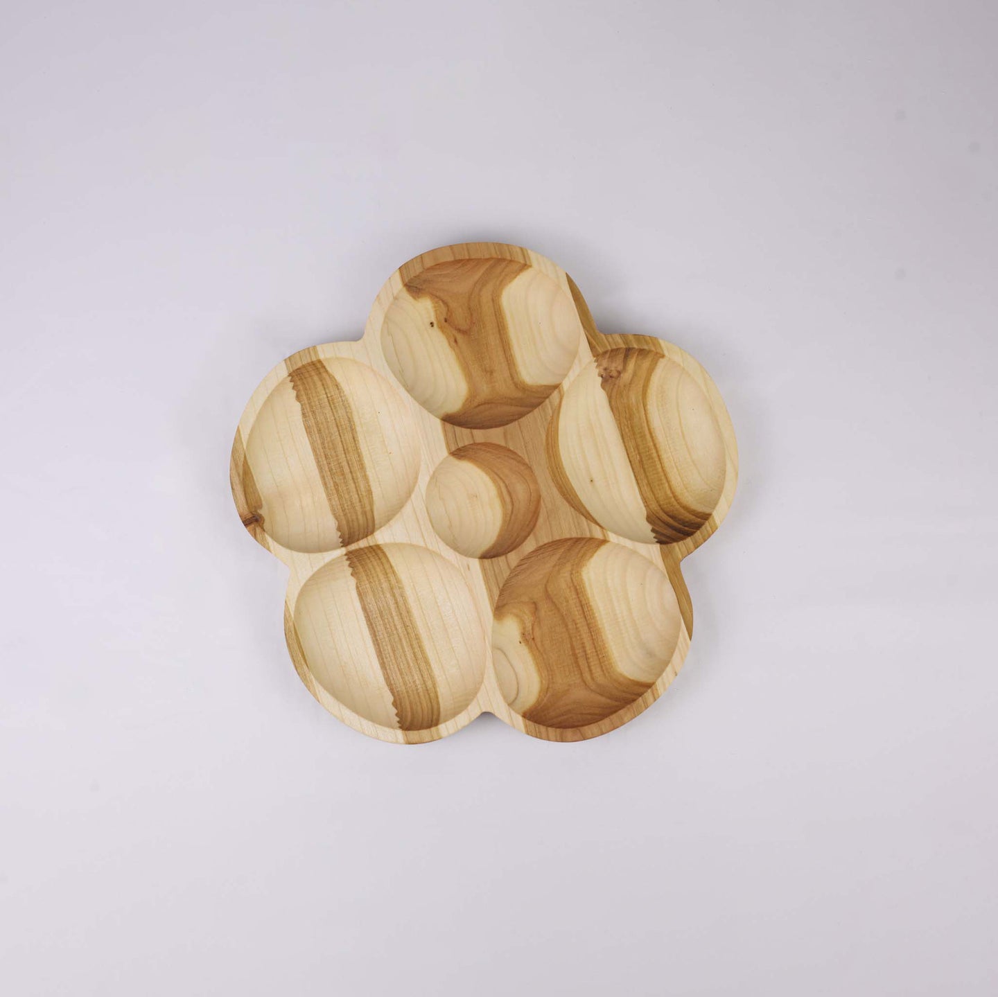 Wooden Platter "Flower" (6 divisions)