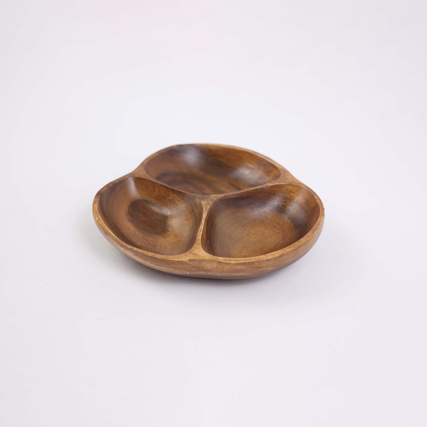 Wooden Platter With An Irregular Shape (3 Divisions)