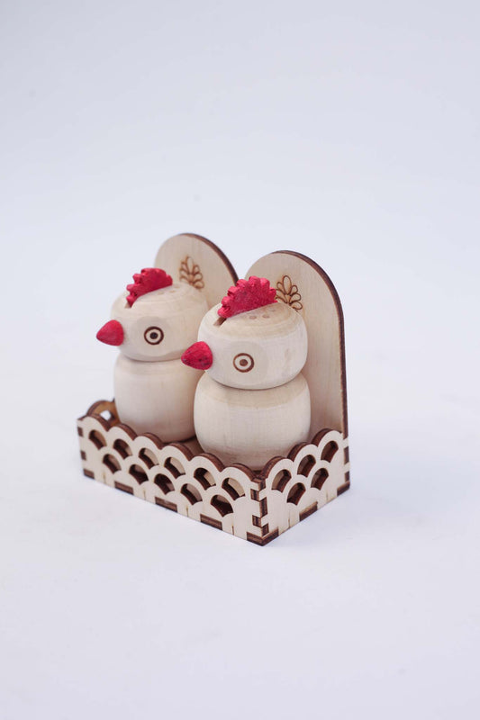 Two Small Salt Shakers (set with hens)