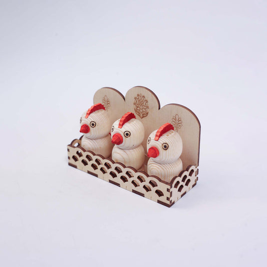 Three Salt Shakers with a Hen-shaped Lid